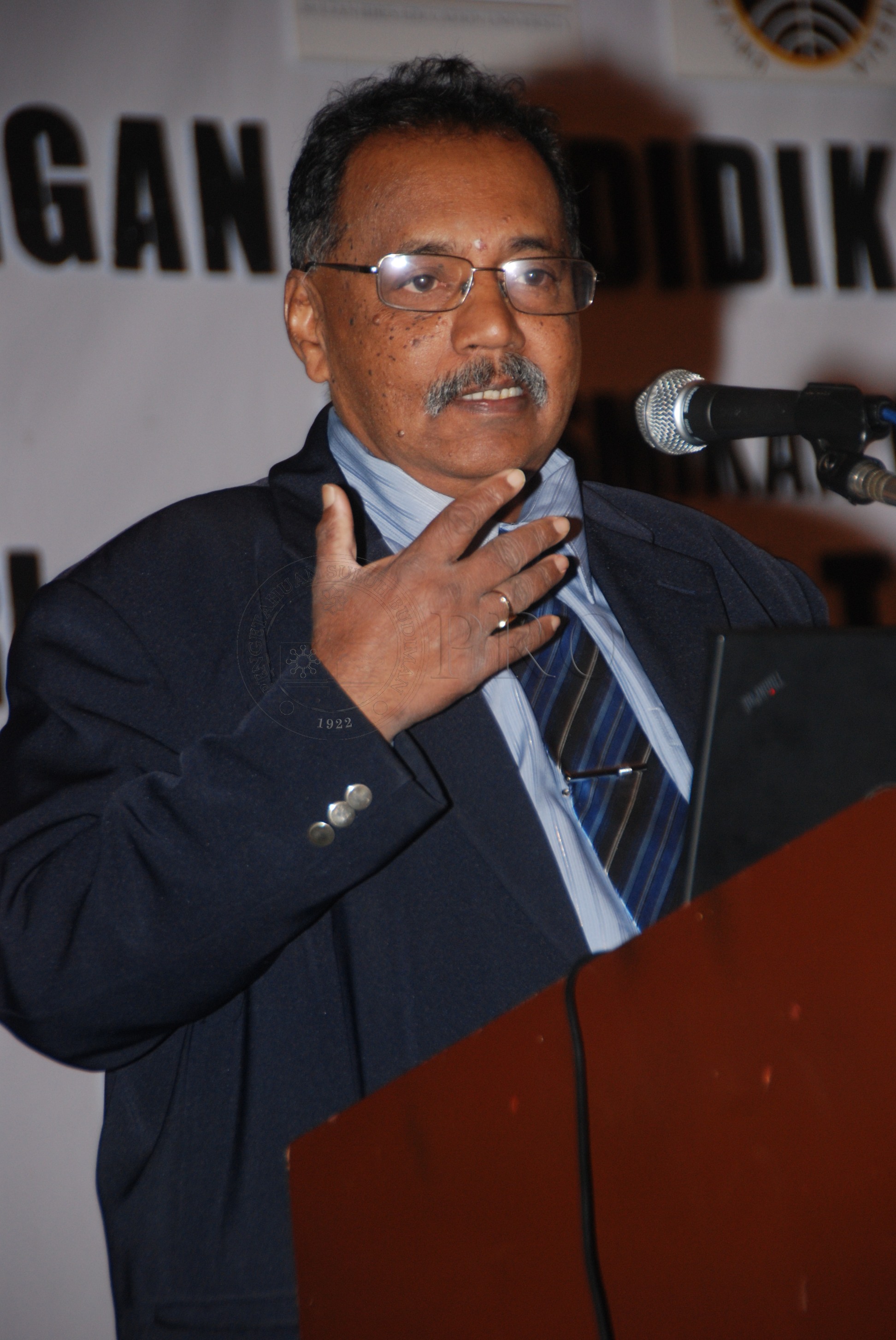 PRO 12 120 upi DSC 6221